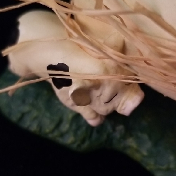 Character Collectibles, Sow & Piglet - Picture 9 of 11